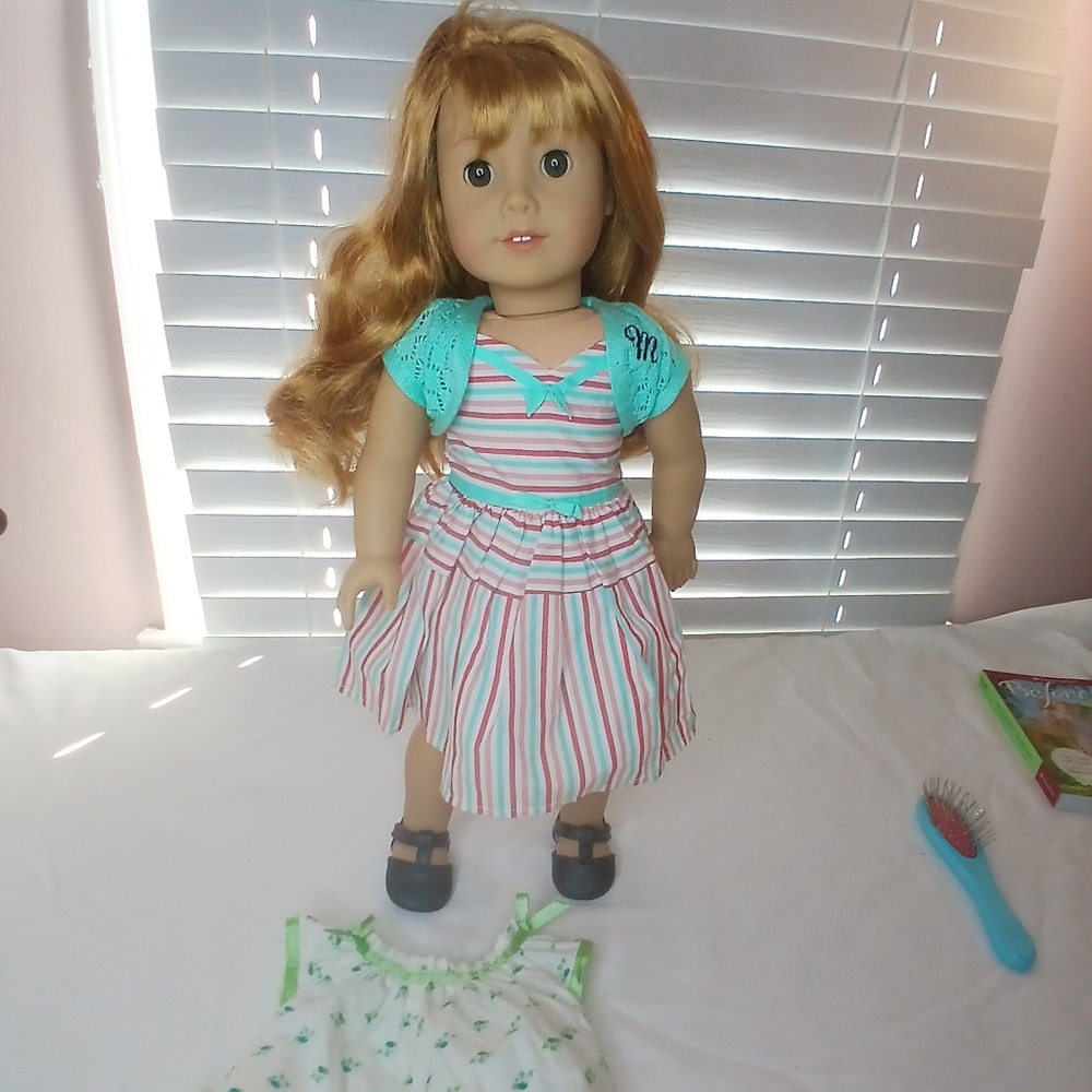Mary Ellen American Girl Doll Beforever W/pajamas, Brush, Book In EXC. Play Cond